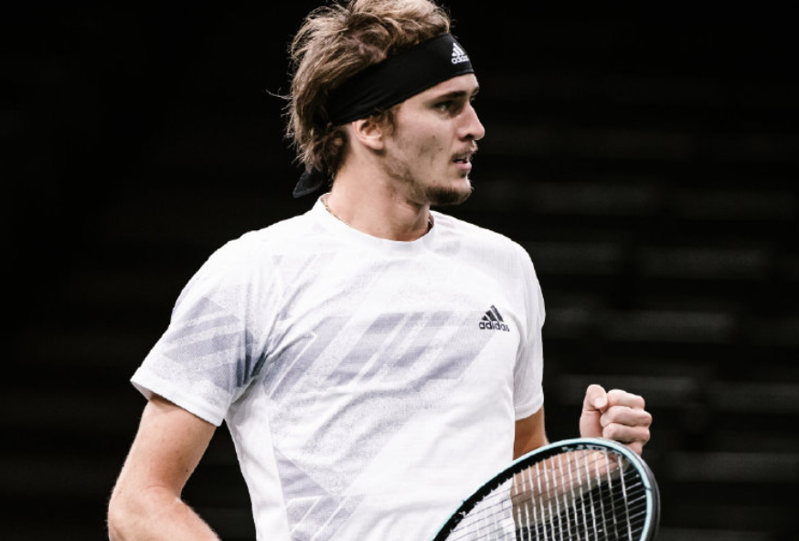  胡尔卡奇挽救破发点，长盘较量笑到最后