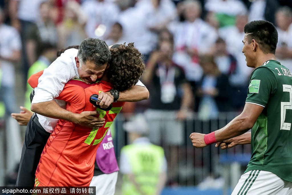  门将神勇扑救保清白，零封对手成就经典战役