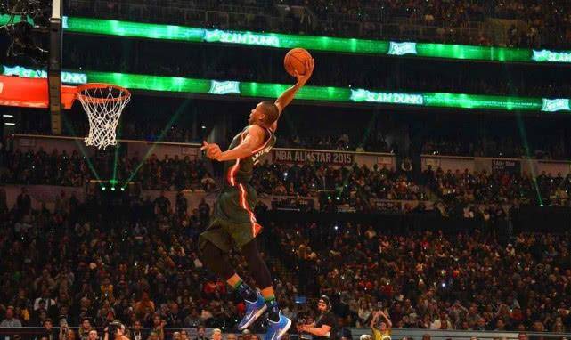  拉文扣篮大赛冠军公牛击败尼克斯