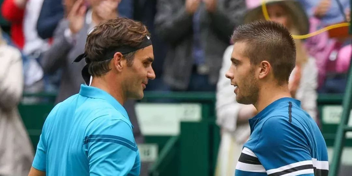  穆雷草地王者归来，温网捧杯泪洒赛场