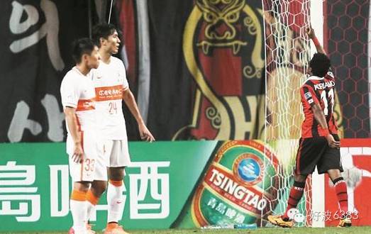  欧冠淘汰赛抽签揭晓，死亡之组悬念丛生  