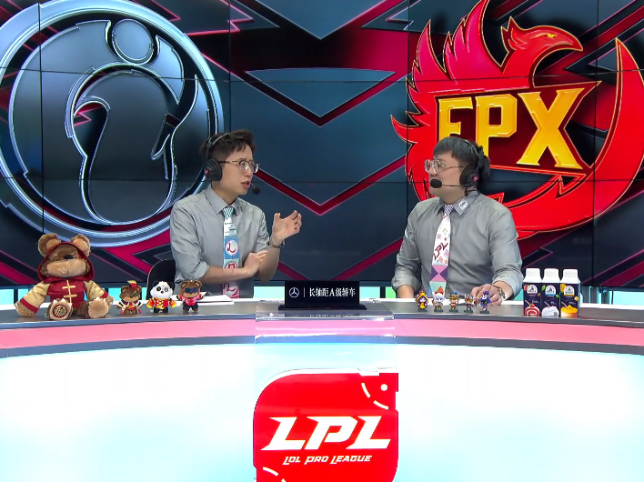  电竞解说金句频出，专业点评圈粉无数