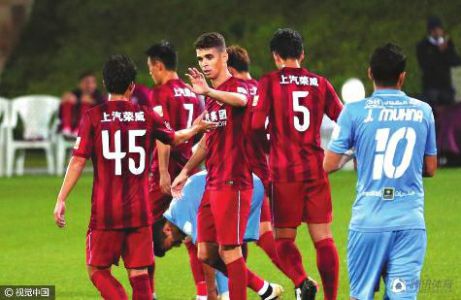 那不勒斯替补建功,客场险胜保留希望 那不勒斯替补建功,客场险胜保留希望